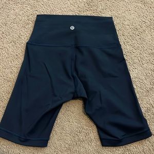 Lululemon Wunder Train 6” Shorts